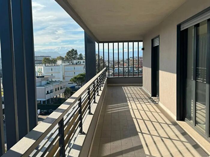 Appartamento trilocale in affitto in Pescara