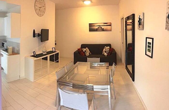 Appartamento trilocale in affitto in Viale Giacomo Puccini, Riccione