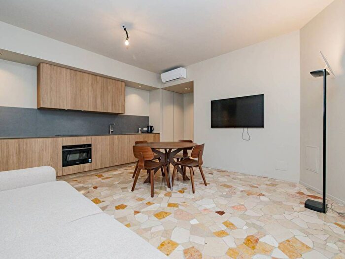 Appartamento bilocale in affitto in Via Oldrado da Tresseno, Pasteur, Milano