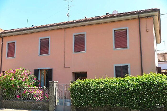 Appartamento con 5 locali in vendita in Aulla