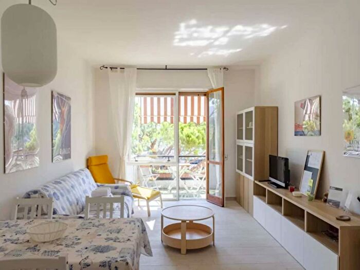 Appartamento bilocale in affitto in Viale Privato dei Lauri, Golf Castellino, Rapallo