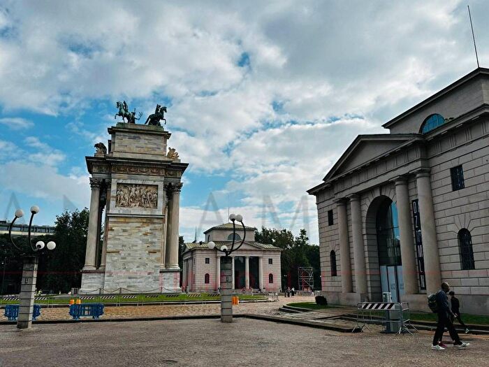 Appartamento trilocale in affitto in Via Mario Pagano, Arco della Pace, Milano