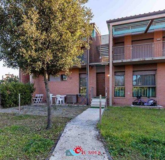 Appartamento trilocale in affitto in Via San Guido, Tirrenia, Pisa