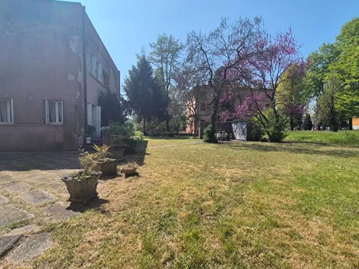 Casa con 5 locali in vendita in Novi Di Modena