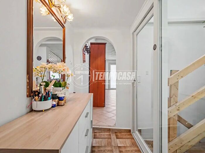 Appartamento trilocale in vendita in Via Sant Ippolito, Faenza