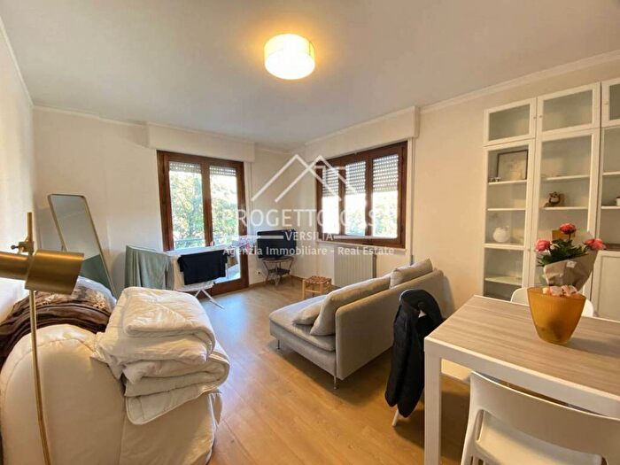 Appartamento con 5 locali in affitto in Via Giuseppe Garibaldi, Lido di Camaiore, Camaiore