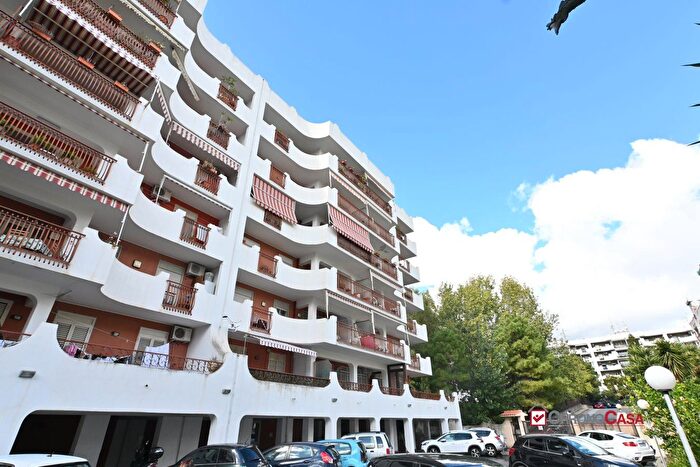 Appartamento con 5 locali in vendita in Via San Basilio Magno San Giovannello, Messina