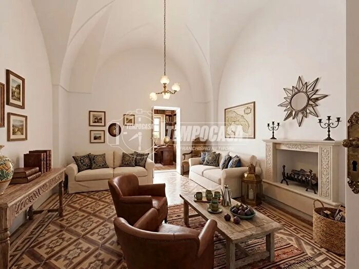 Casa trilocale in vendita in Via Ciro Menotti, Tricase