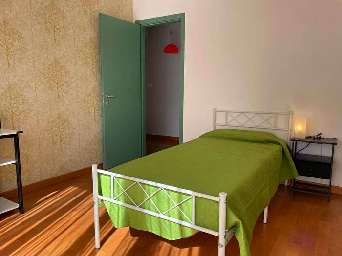 Appartamento trilocale in affitto in Via Giuseppe Francesco Medail, San Donato, Torino