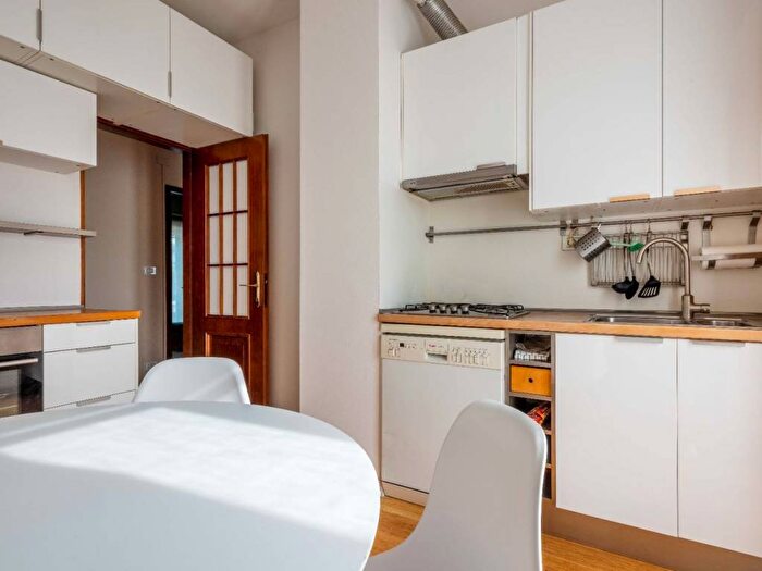 Appartamento bilocale in affitto in Viale Giovanni da Cermenate, Pezzotti Meda, Milano