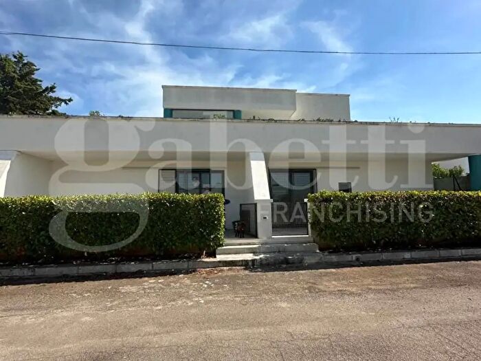 Appartamento con 5 locali in vendita in Cda Diana Marina, Ostuni