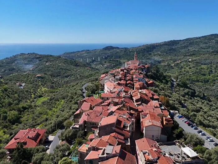 Casa monolocale in vendita in Via Ludovico Ariosto, Civezza