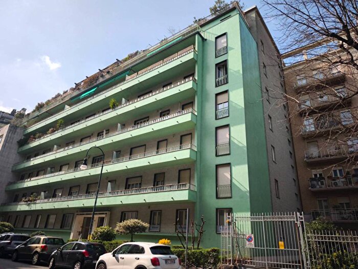 Appartamento con 5 locali in affitto in Via Alfonso La Marmora, Crocetta, Torino