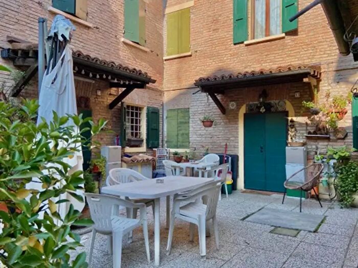 Casa quadrilocale in vendita in Via Vittorio Emanuele II, Rubiera