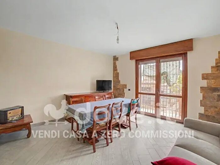 Appartamento trilocale in vendita in Via Sambuchi, Chignolo DIsola