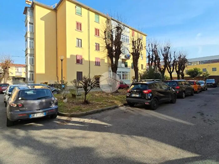 Appartamento trilocale in vendita in Via Gabriele dAnnunzio, Venaria Reale
