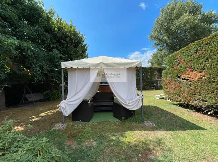 Casa bilocale in vendita in Lucca