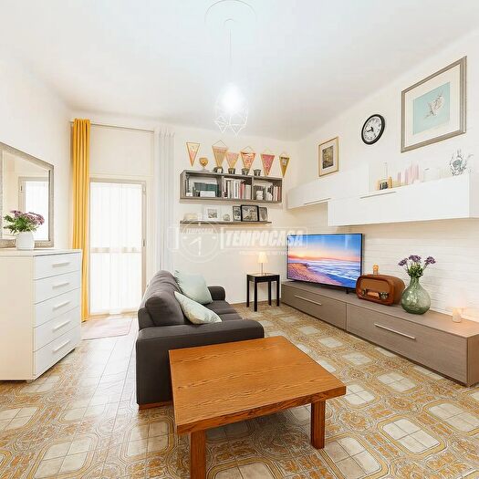 Casa bilocale in vendita in Viale della Libertà, Casamassima