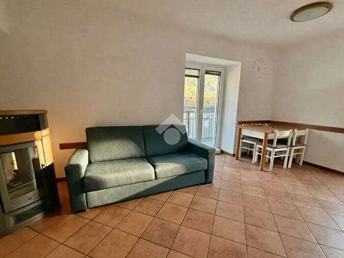 Appartamento bilocale in affitto in Via Nazionale, Temu