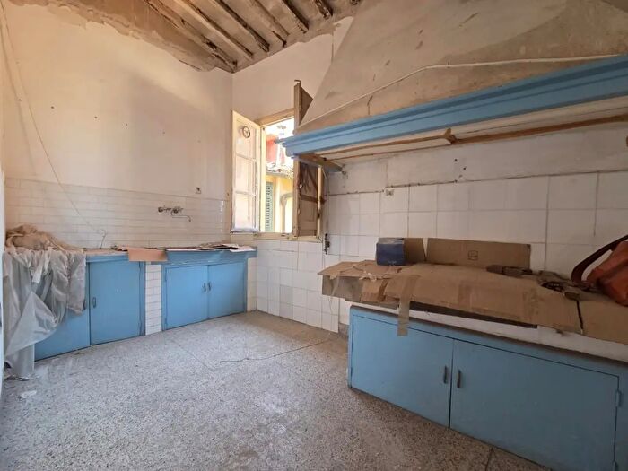 Appartamento con 5 locali in vendita in Lucca