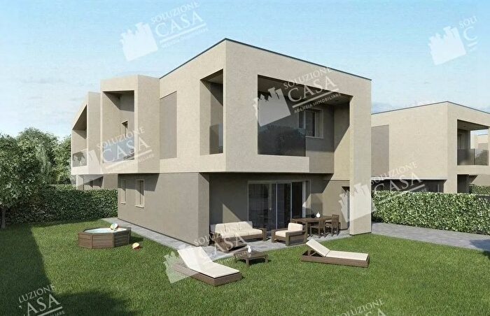 Casa quadrilocale in vendita in Via T Noce, Castel Maggiore