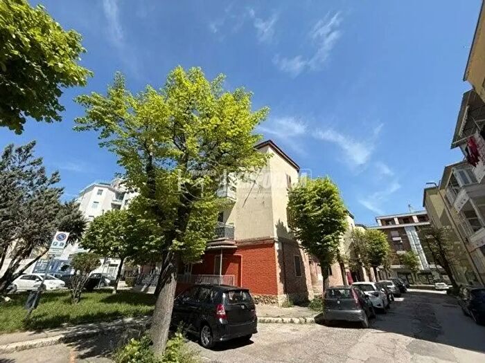 Appartamento trilocale in vendita in Via Massimo dAzeglio, Foggia