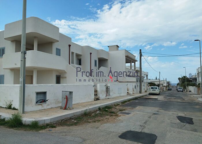 Casa trilocale in vendita in Carovigno