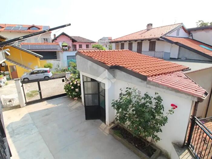 Case in Vendita e in Affitto - 3
