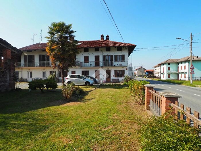 Casa con 5 locali in vendita in Via della Repubblica, Mottalciata