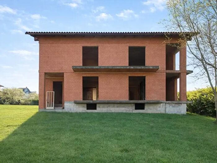 Casa con 6 locali in vendita in Via Boetti, Sommariva Del Bosco