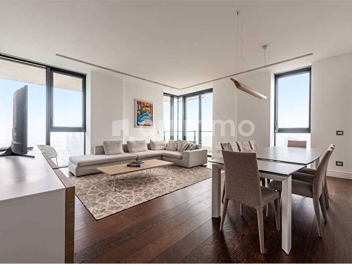 Appartamento con 5 locali in affitto in Viale della Liberazione, Porta Nuova, Milano