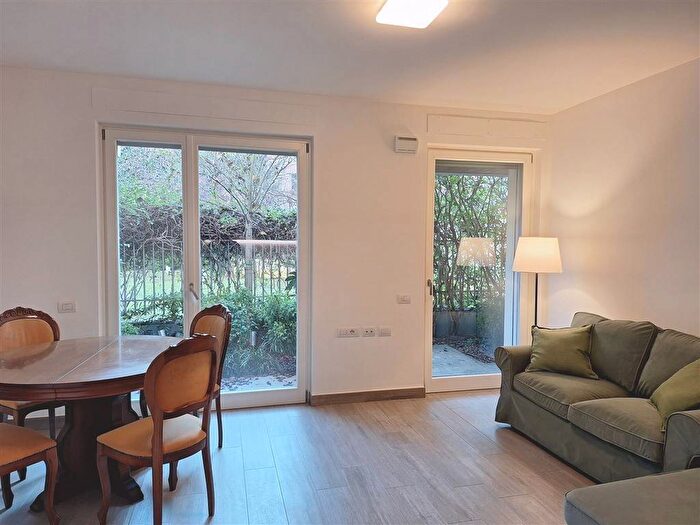 Appartamento bilocale in affitto in Via Alberto Mario, Amendola Buonarroti, Milano