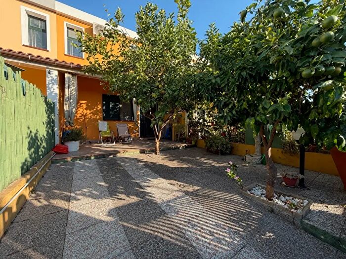 Casa quadrilocale in vendita in Pula