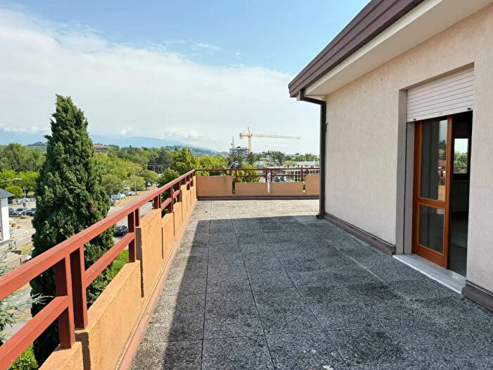 Appartamento con 5 locali in vendita in Via Vecchia Trevigiana, Conegliano