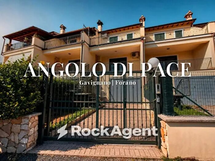 Casa trilocale in vendita in Vocabolo Rio Pertica, Forano