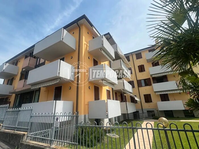 Appartamento bilocale in vendita in Via Pasubio, Bardolino