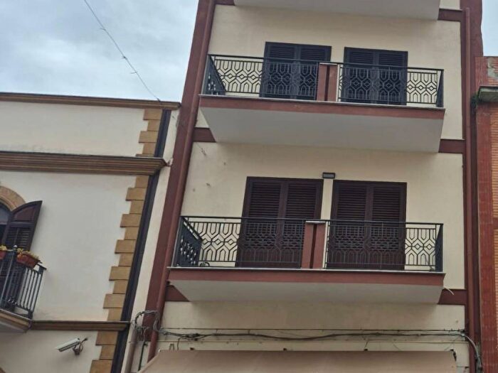 Appartamento trilocale in affitto in Corso Aprile, Centro, Misilmeri