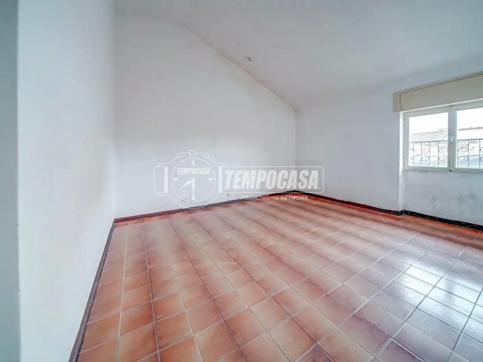 Appartamento con 9 locali in vendita in Via Brunoi Buozzi, Divignano