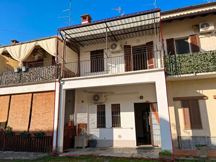 Casa trilocale in vendita in Inveruno