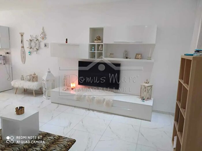 Appartamento quadrilocale in vendita in Vado Ligure