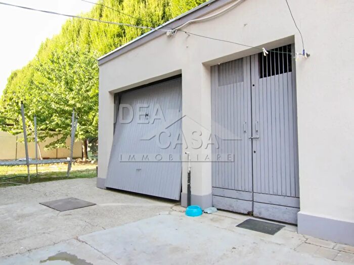 Casa in vendita in Via Carlo Poma Mirandola Unione Comuni Modenesi Area Nord Modena EmiliaRomagna Italia, Mirandola