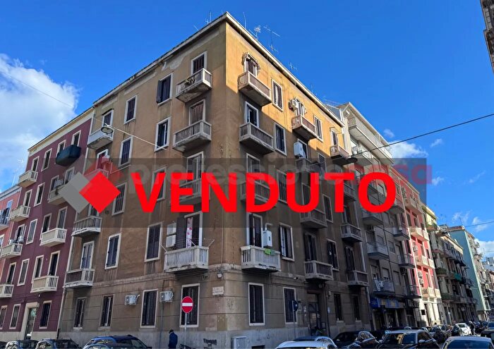 Appartamento trilocale in vendita in Via Domenico Nicolai, Bari