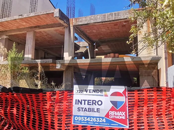 Casa trilocale in vendita in Via Margiotta, Palmi