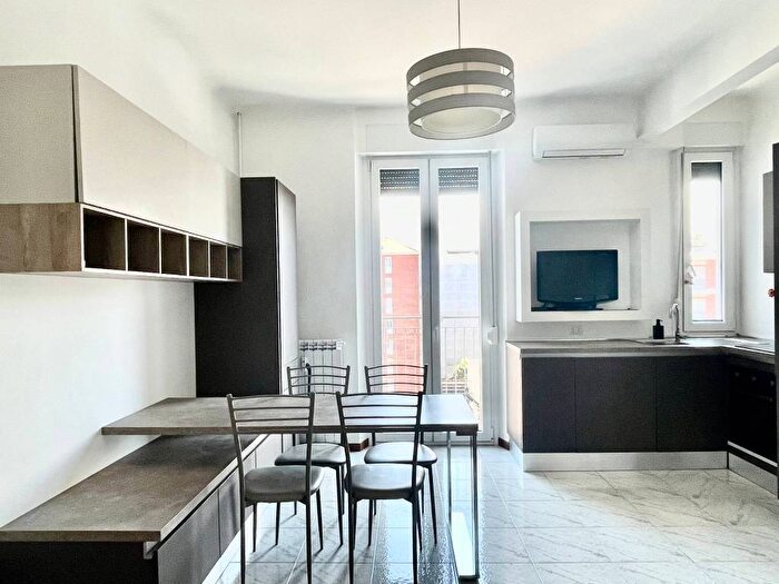 Appartamento bilocale in affitto in Viale Fulvio Testi, Prato Centenaro, Milano