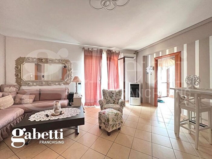 Appartamento con 5 locali in vendita in Via Cinque Vie, Telese