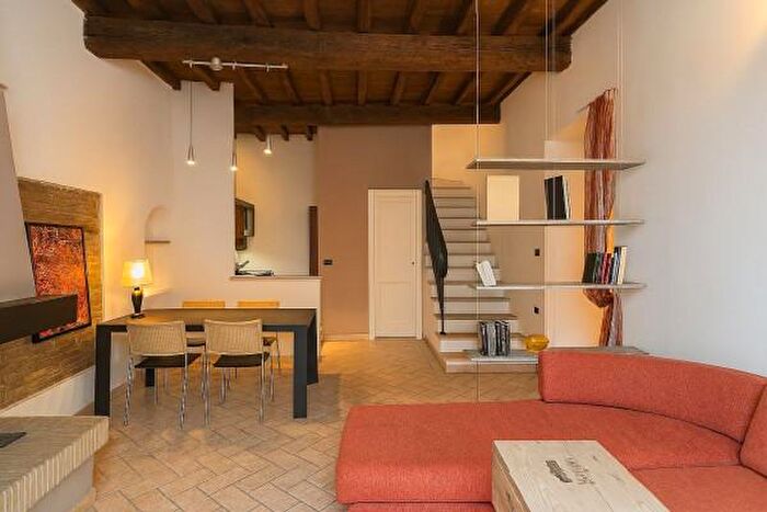 Casa quadrilocale in vendita in Via Milazzo, Orte