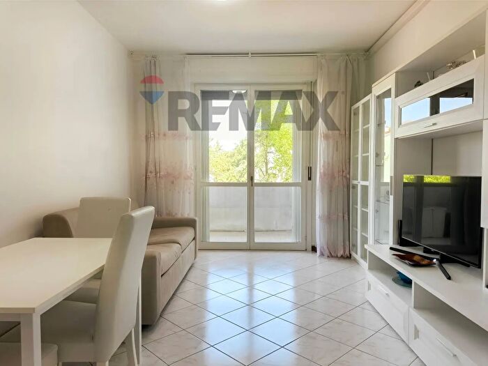 Appartamento bilocale in vendita in Via Aronne Rabbeno, Reggio Emilia