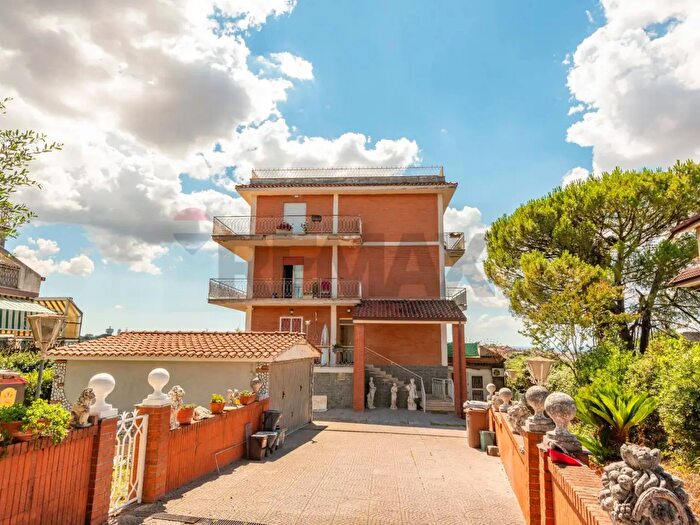 Appartamento trilocale in vendita in Via Grecia, Guidonia Montecelio