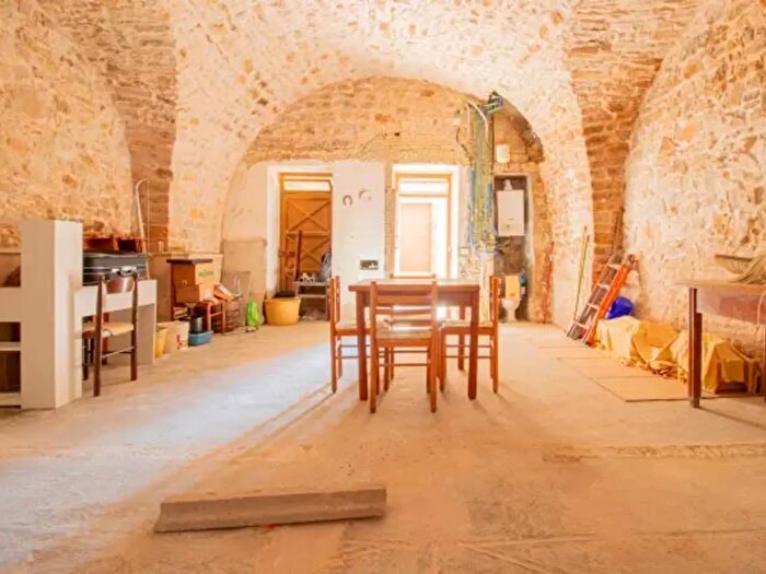 Appartamento quadrilocale in vendita in Via Principe Umberto, Volturino