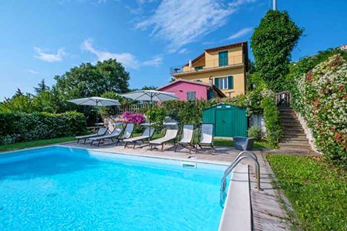 Casa con 6 locali in vendita in Via della Repubblica, Castellina Marittima